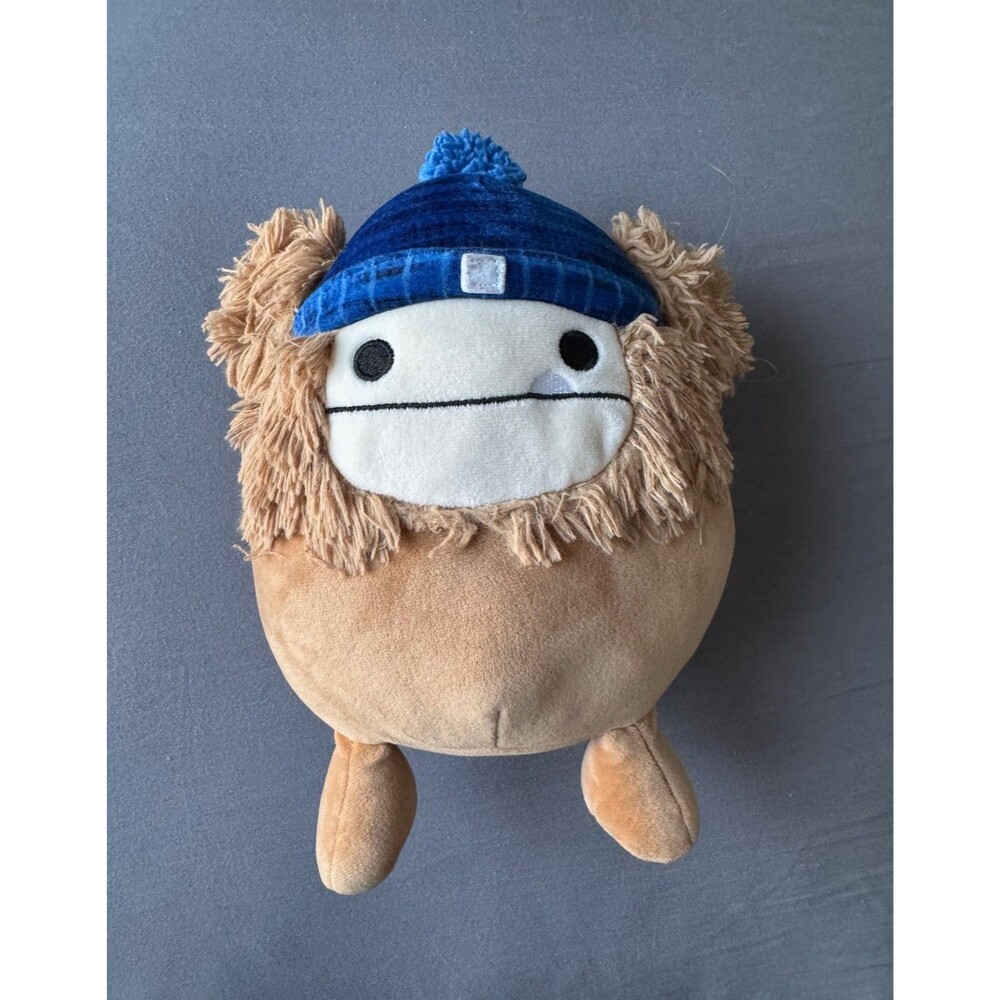 Squishmallow Plush Benny the Bigfoot 7.5" Blue Winter Beanie Hat Stuffed Toy
